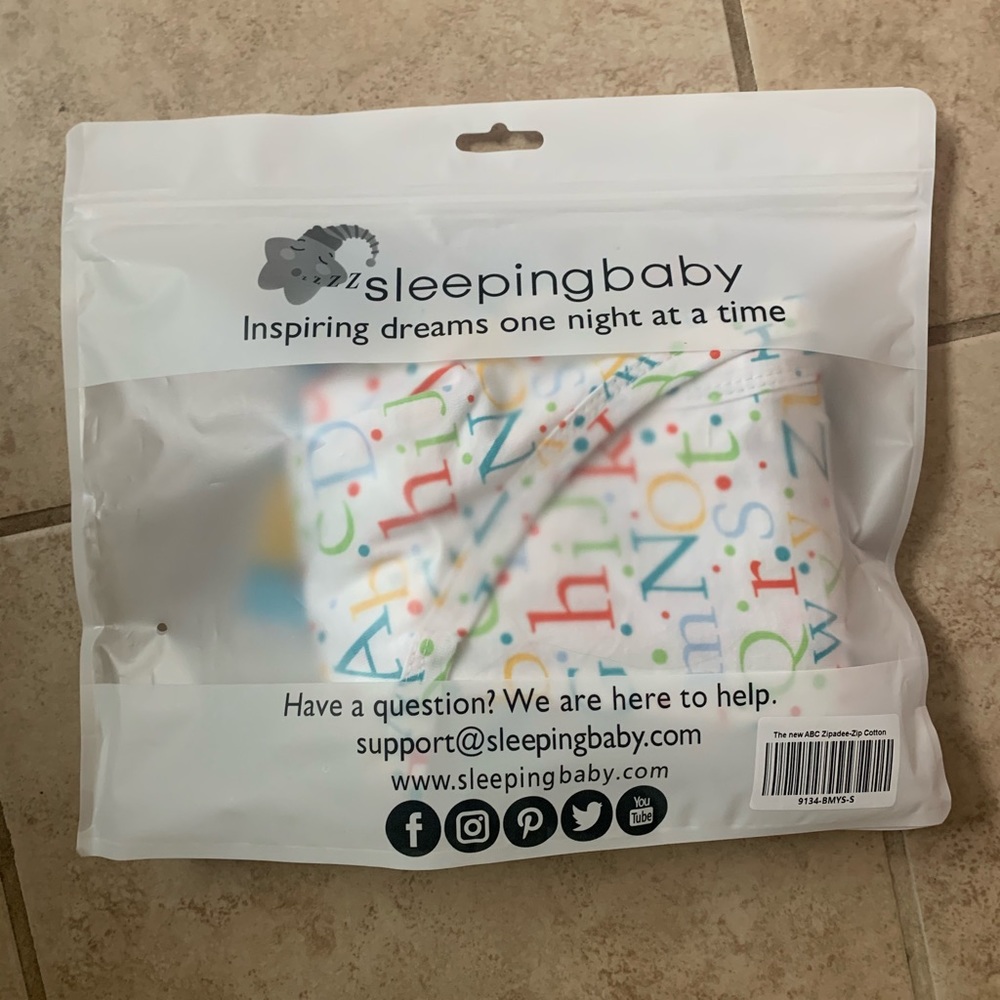 Zipadee Zip Sleeping baby sleep sac NEW